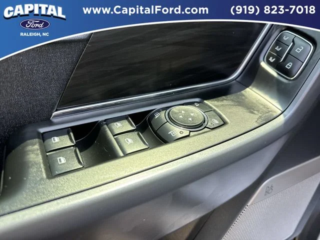 Used 2026 White Ford Lariat image 21