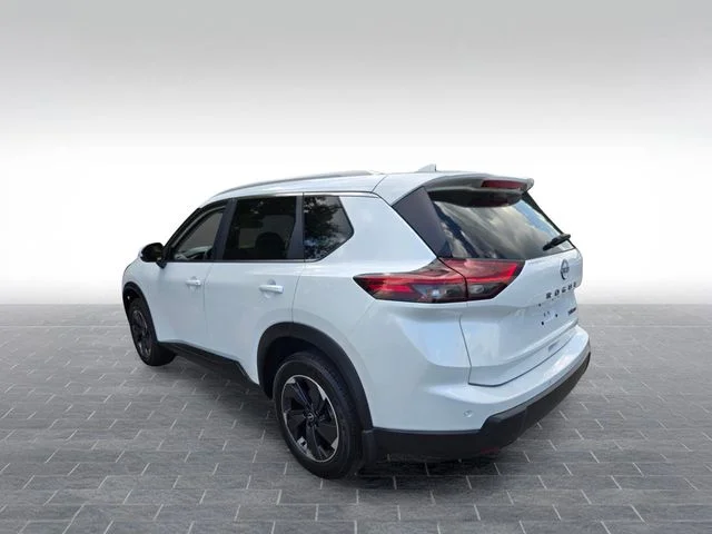 Used 2024 White Nissan SV image 5
