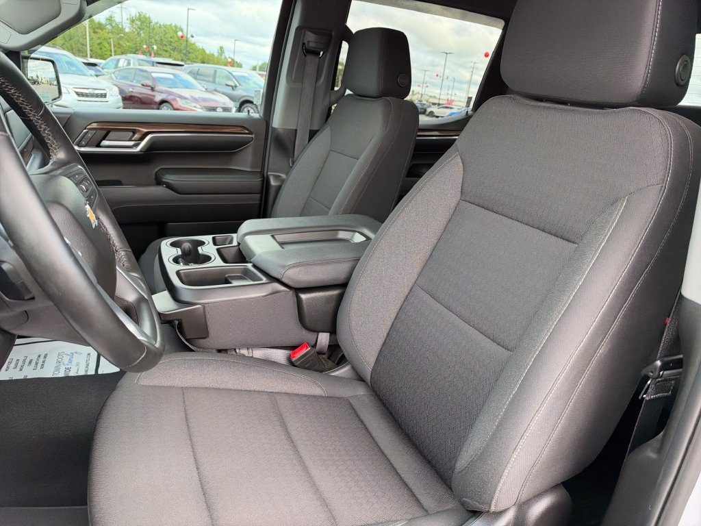Used 2024 Gray Chevrolet LT image 14