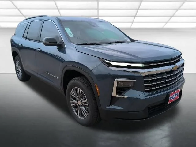 2026 Chevrolet Traverse FWD LT's photo