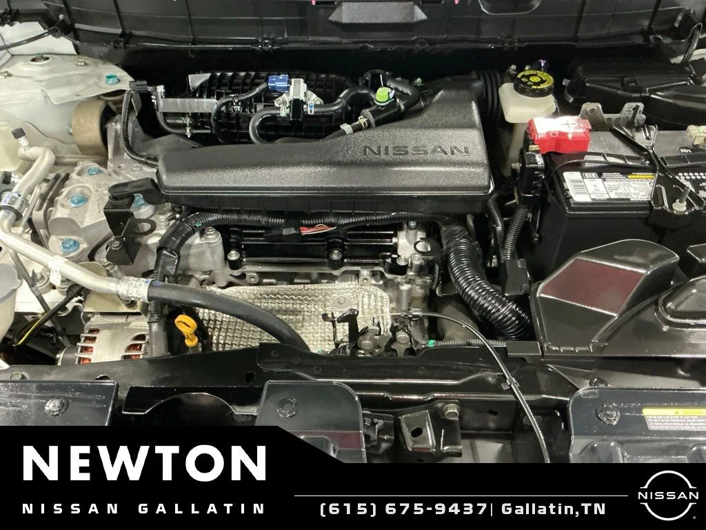 Used 2018 Pearl White Nissan SV image 38