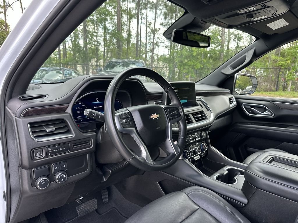 Used 2023 Summit White Chevrolet LT image 10