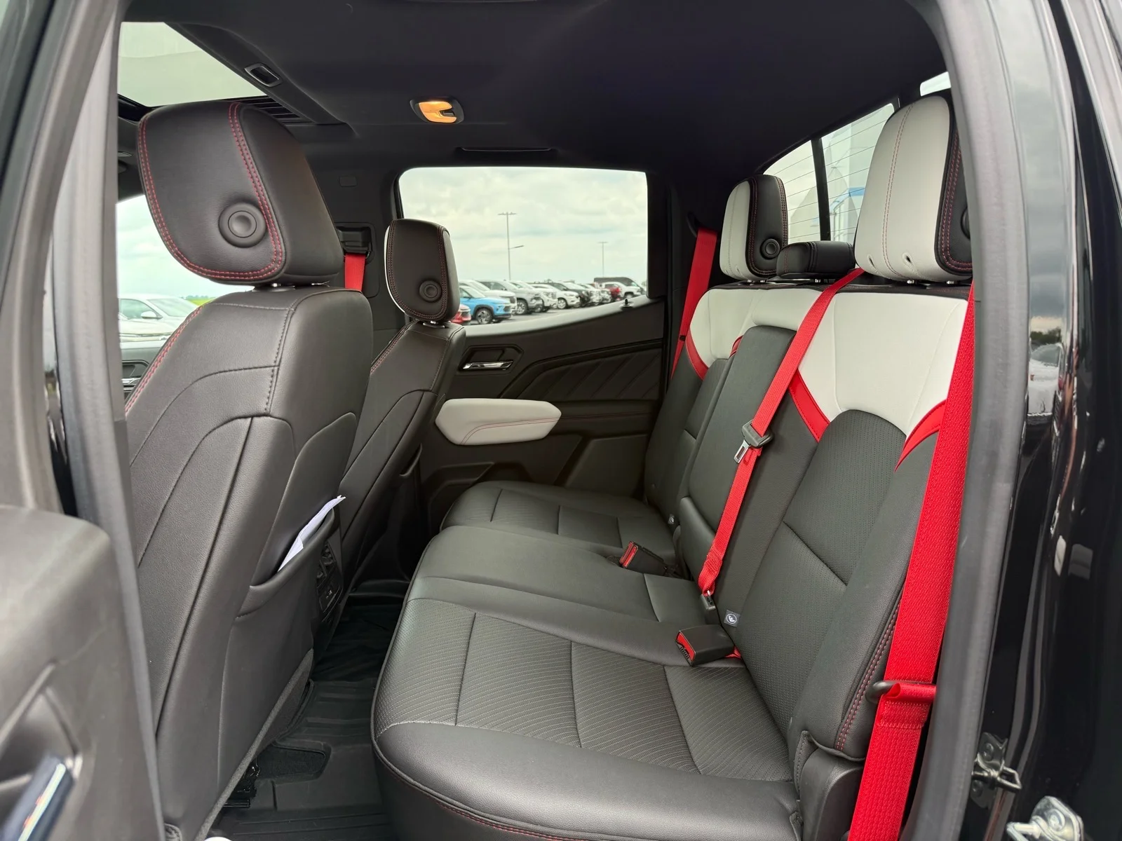 Used 2024 Onyx Black GMC AT4X image 19