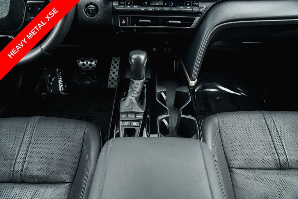 Used 2025 Heavy Metal Toyota XSE image 23