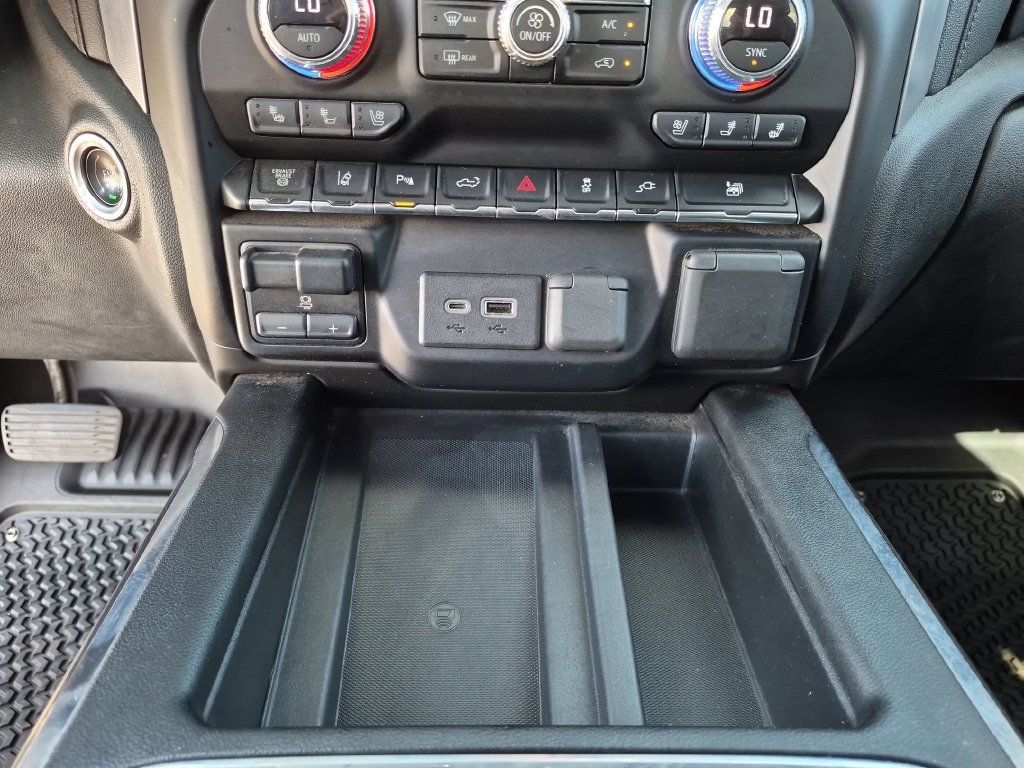 Used 2021 White GMC SLT image 20
