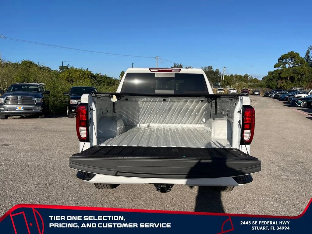 New 2026 Summit White GMC Elevation image 16