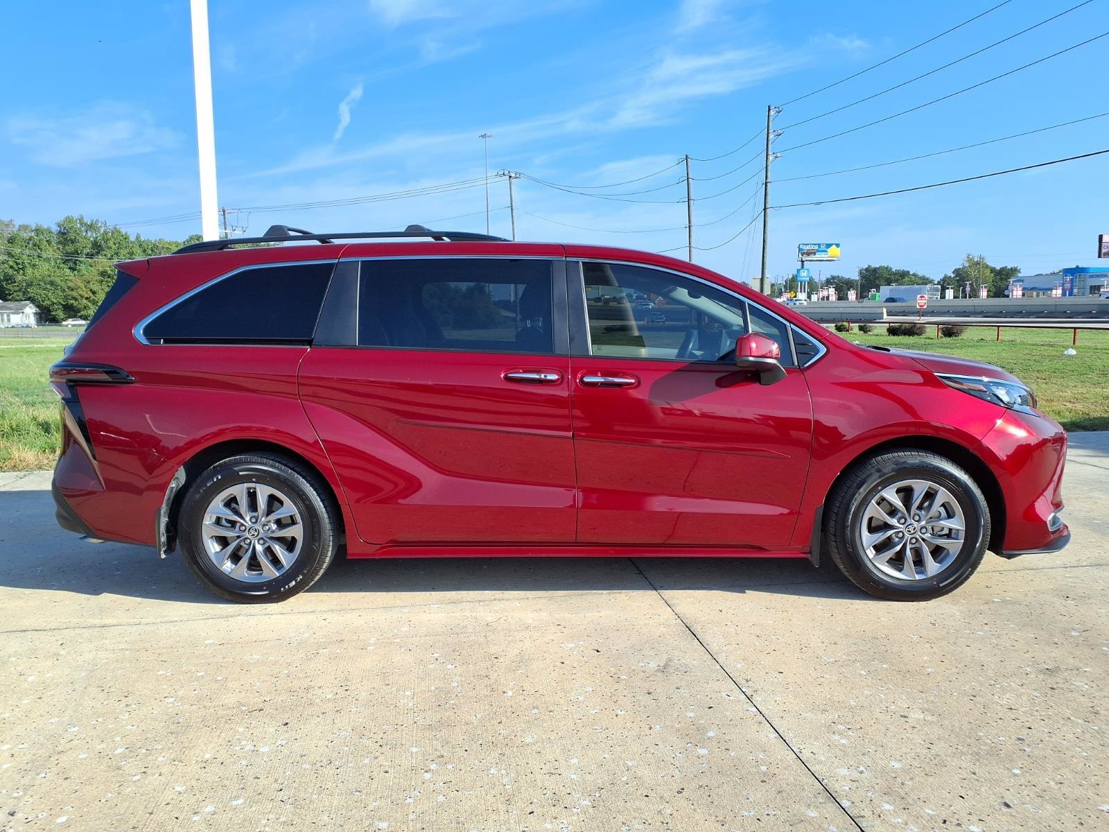 Certified Used 2024 Pearl Toyota XLE image 5