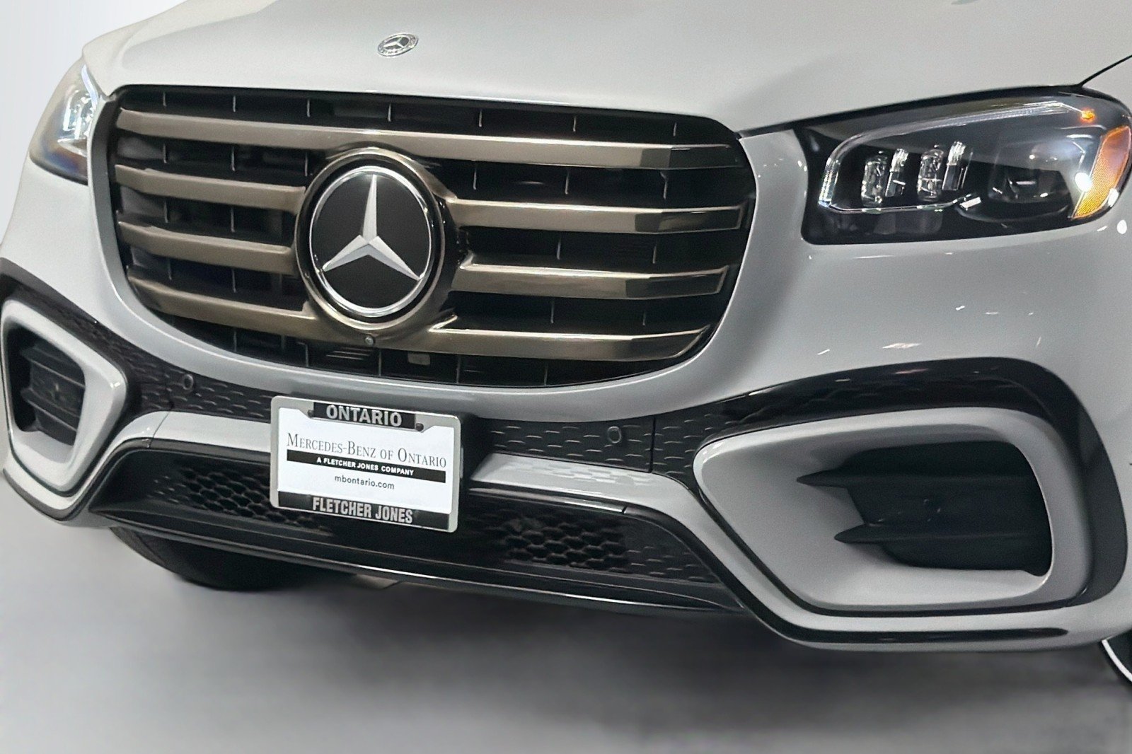 Certified Used 2024 MANUFAKTUR Alpine Grey Mercedes-Benz 450 image 14