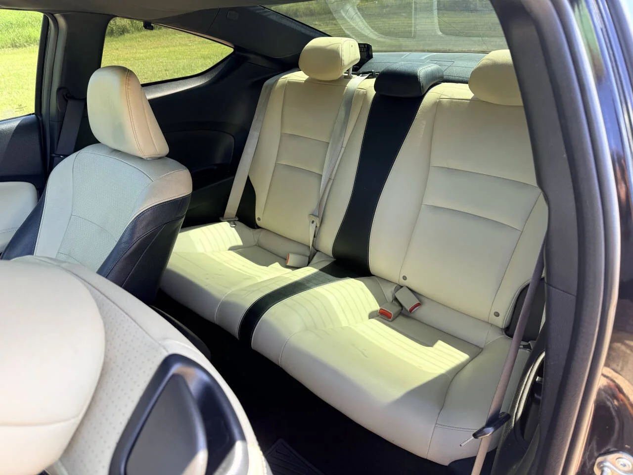 Used 2016 Black Honda EX L V6 2dr Coupe 6A image 13