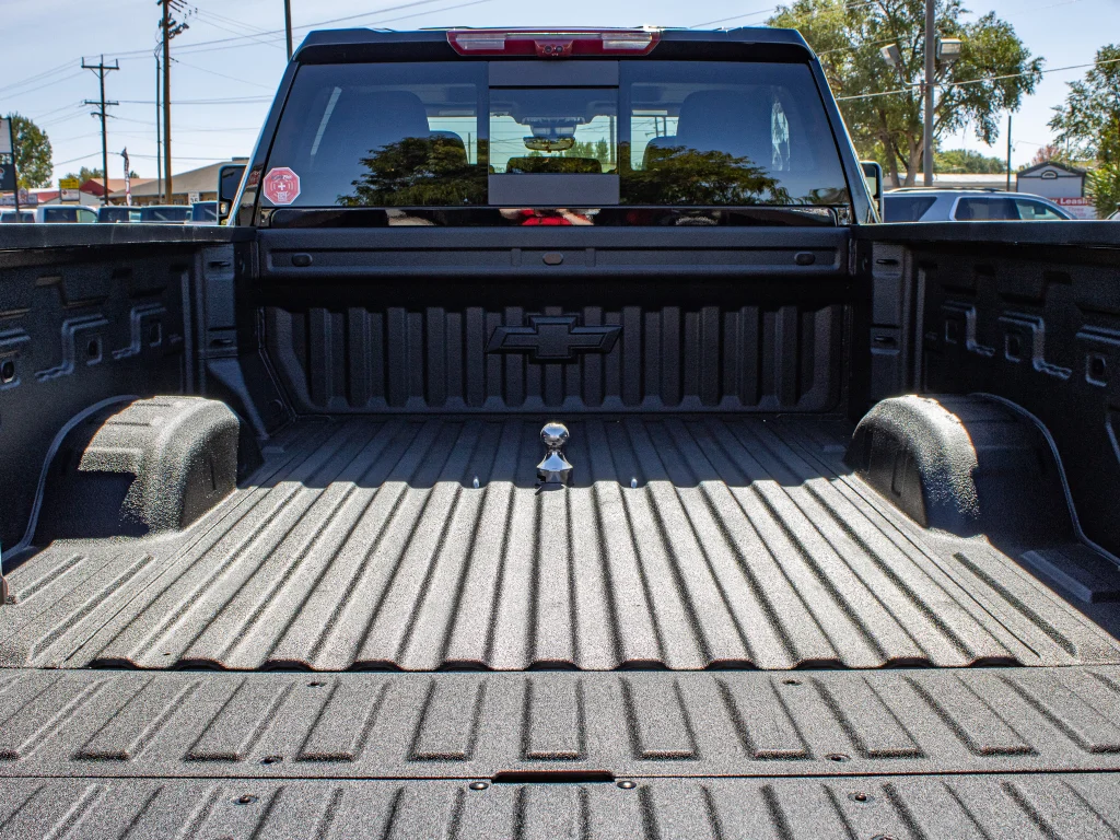 Used 2024 BLACK Chevrolet LTZ image 11