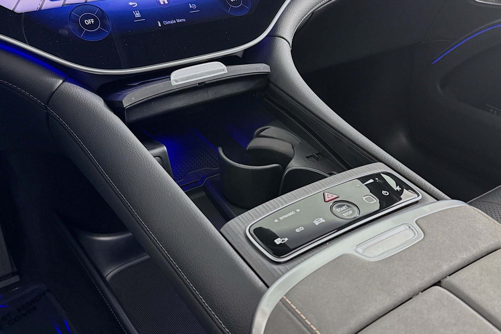 New 2026 MANUFAKTUR Alpine Grey Mercedes-Benz EQS 400 4MATIC® SUV image 5