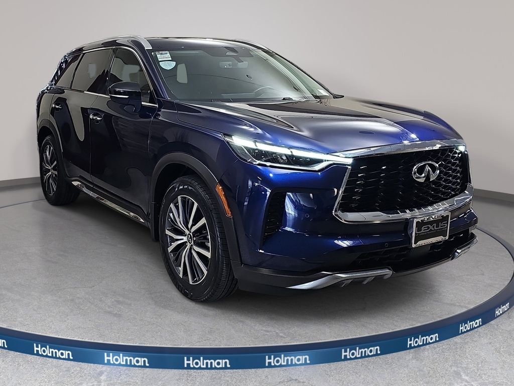 Used 2023 Blue INFINITI Sensory image 4