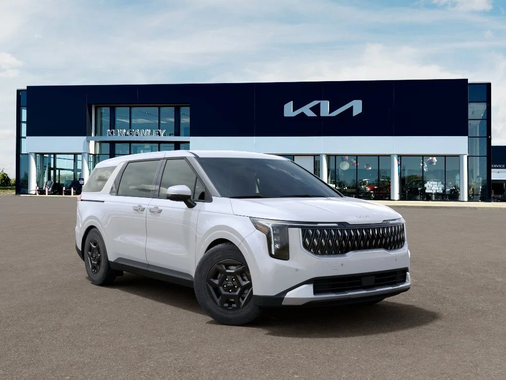 New 2026 Snow White Pearl Kia LXS image 8