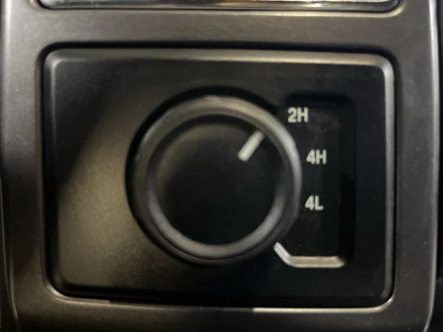 Used 2020 Black Ford XLT image 25