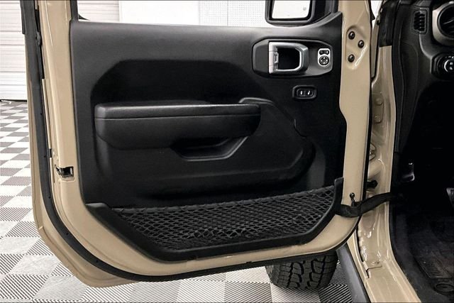 Used 2022 Limited Edition Gobi Clearcoat Jeep Willys image 21