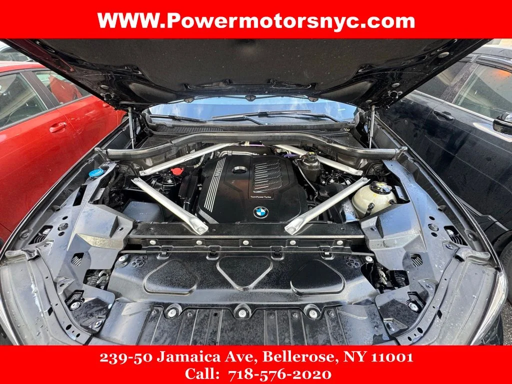 Used 2023 Black BMW xDrive40i image 17