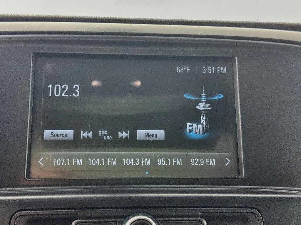 Used 2018 Black Chevrolet Custom image 17