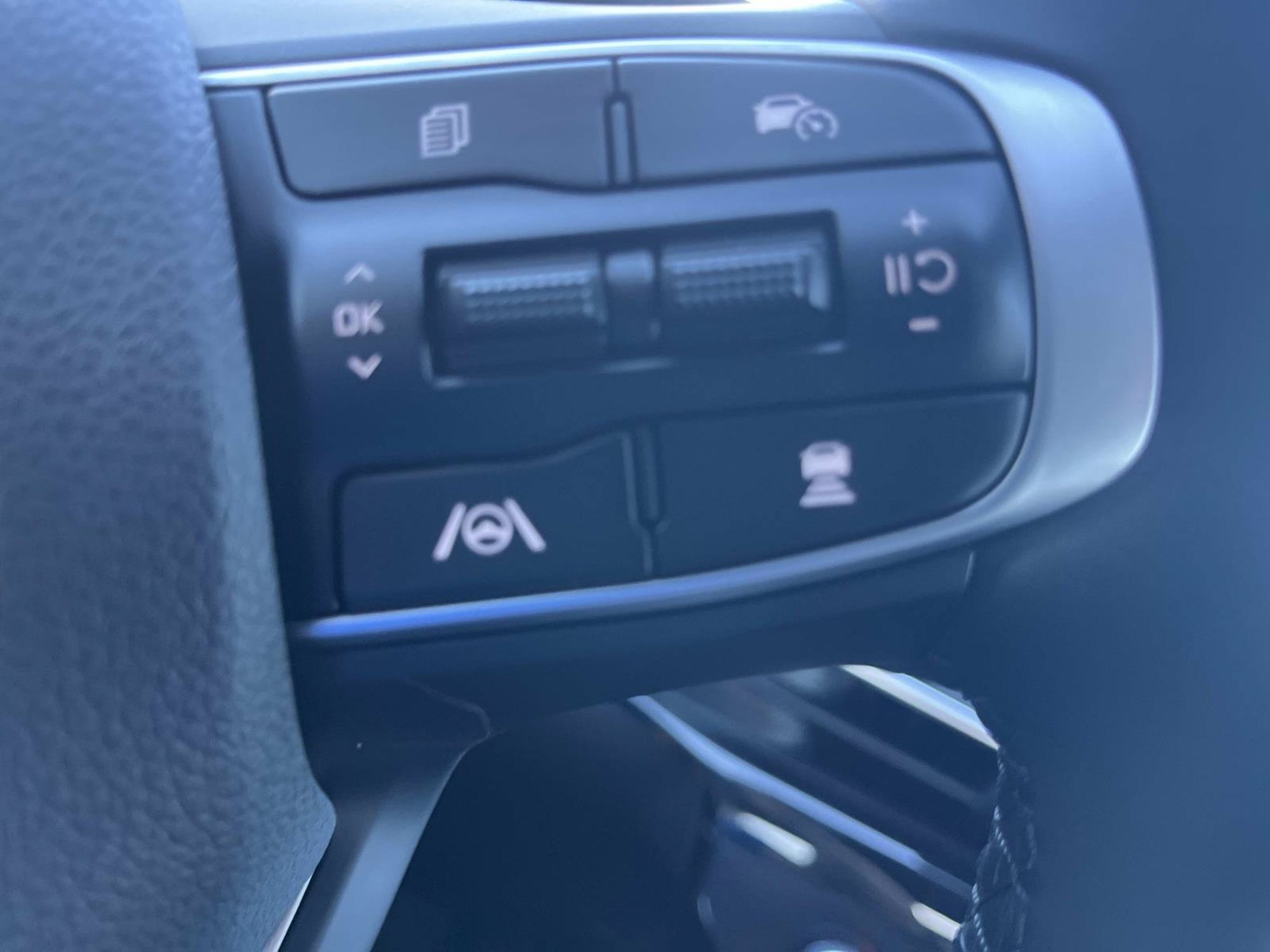 New 2026 Wolf Gray Kia GT-Line image 23