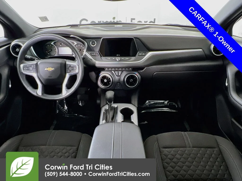 Used 2022 Summit White Chevrolet LT image 7