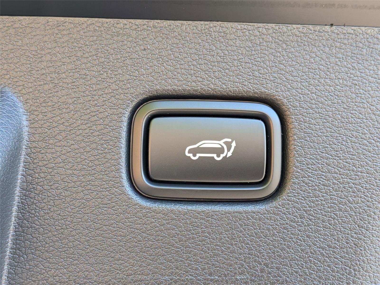 2026 Kia Sportage EX - Photo 31