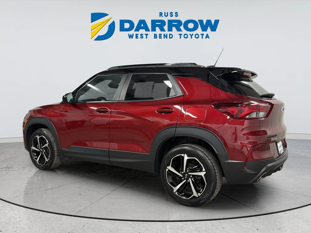 Used 2023 Red Chevrolet RS image 3