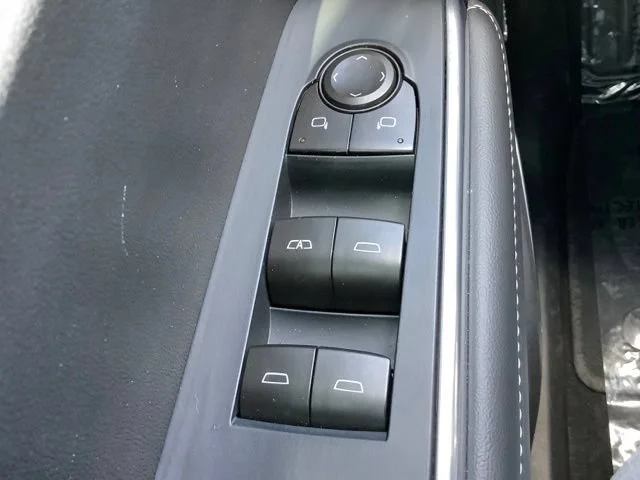 2026 GMC Acadia Elevation - Photo 20