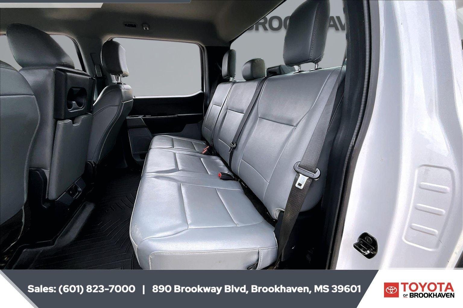 Used 2023 Oxford White Ford XL image 19