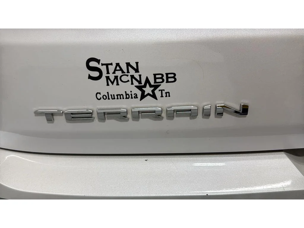Certified Used 2023 White Frost Tricoat GMC Denali image 7