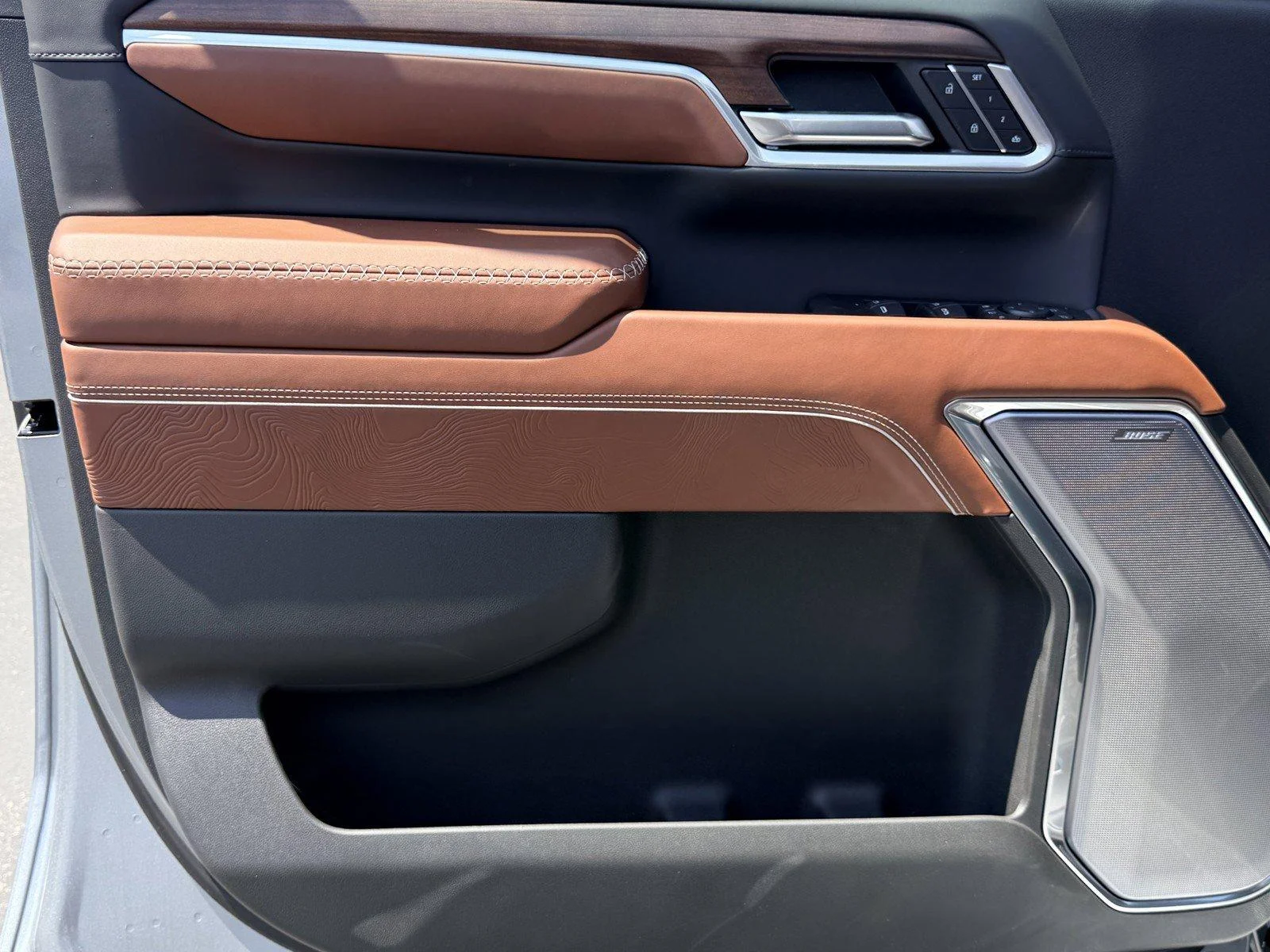 New 2026 Sterling Metallic GMC Denali Ultimate image 19