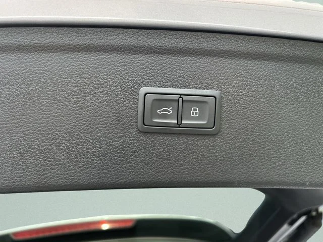 Used 2022  Audi 40 Premium Plus image 16