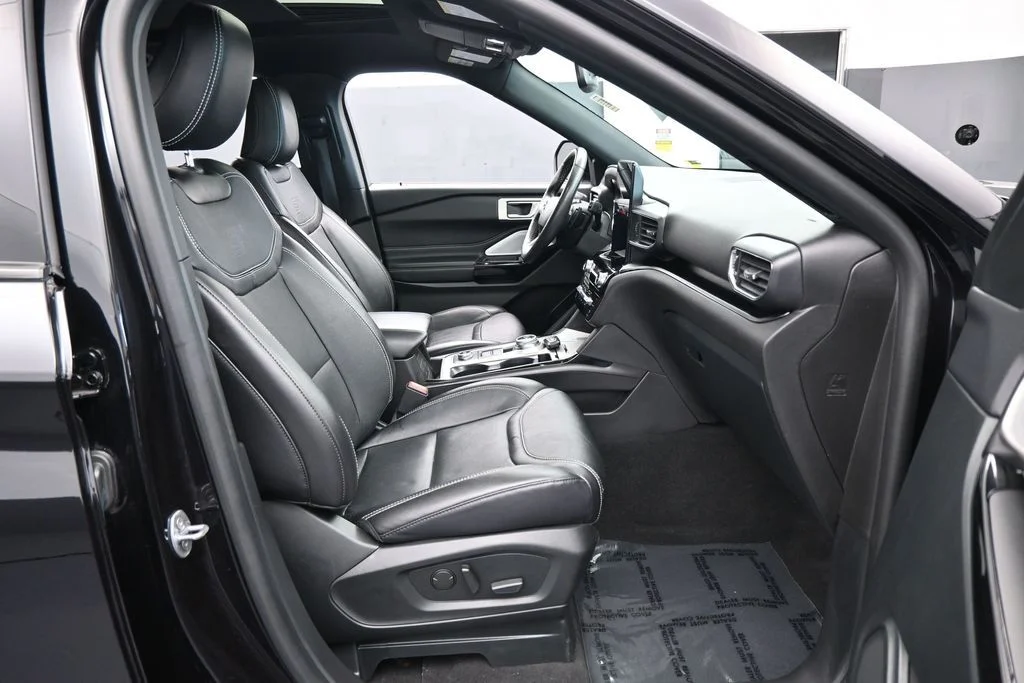 Used 2024 Black Metallic Ford ST image 41