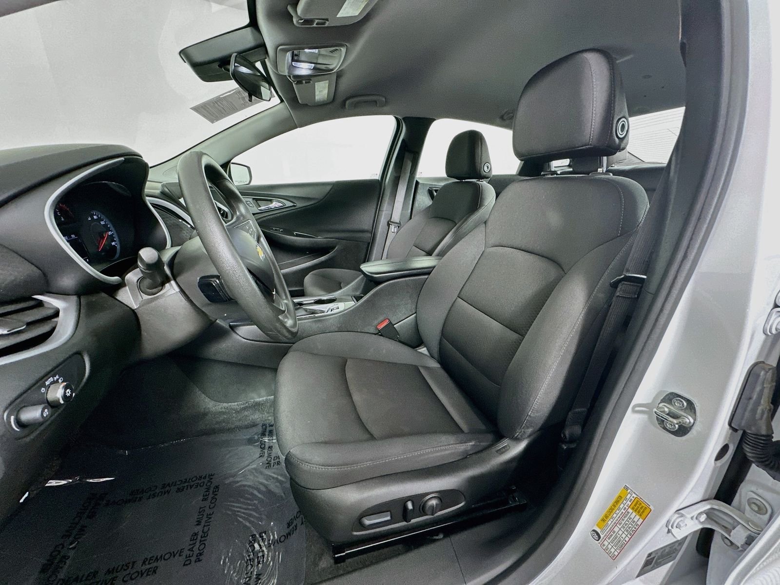 Used 2023 Summit White Chevrolet LT image 21