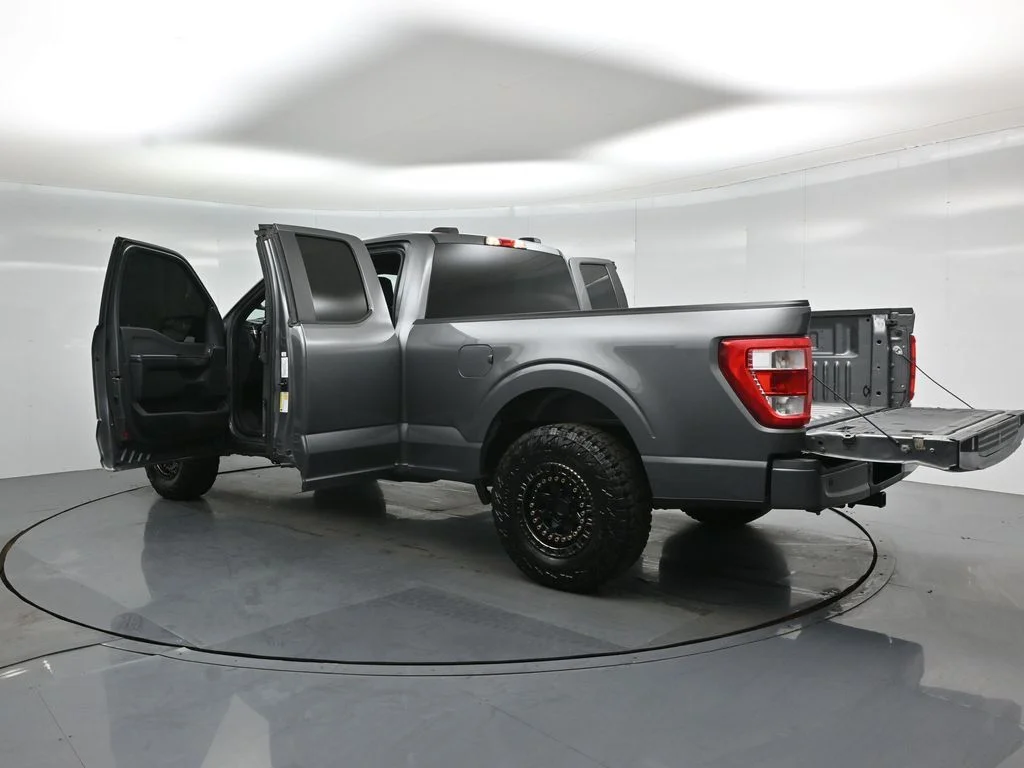 Used 2021 Gray Ford XL image 28