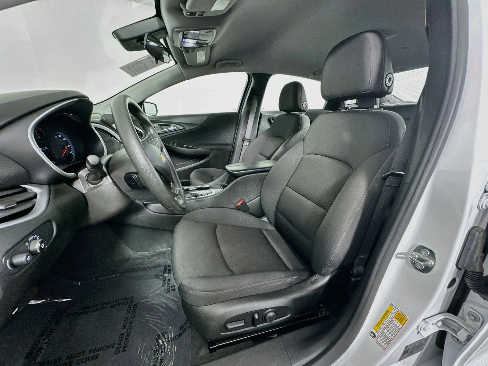 Used 2023 Summit White Chevrolet LT image 22
