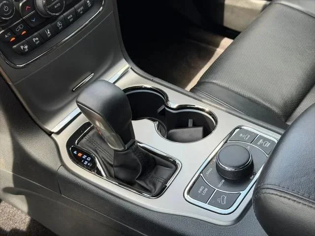 Used 2018 Blue Jeep High Altitude image 18