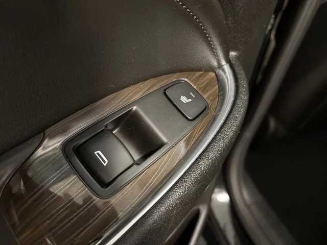 Used 2022 Mosaic Black Metallic Chevrolet Premier image 32