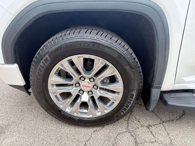 Used 2020 White GMC Denali image 21