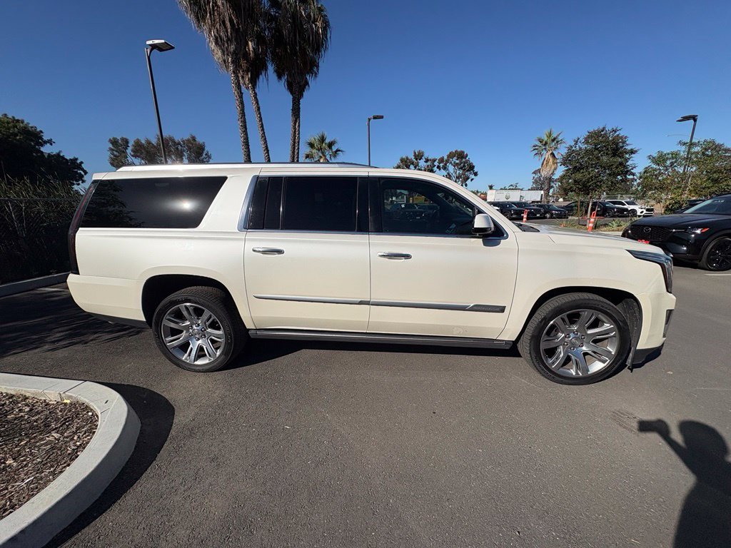Used 2015 White Cadillac Premium image 5