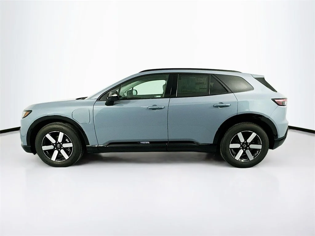 New 2026 Sonic Gray Pearl Honda Touring image 5