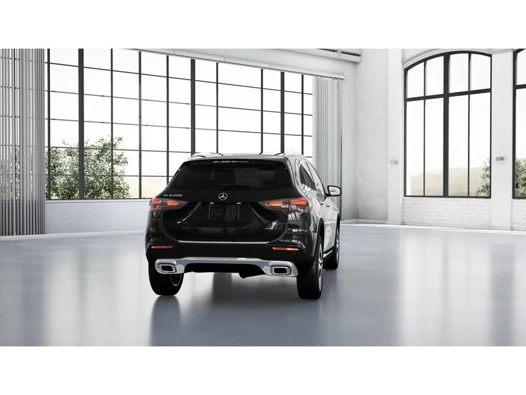New 2026 Black Mercedes-Benz GLA 250 image 24