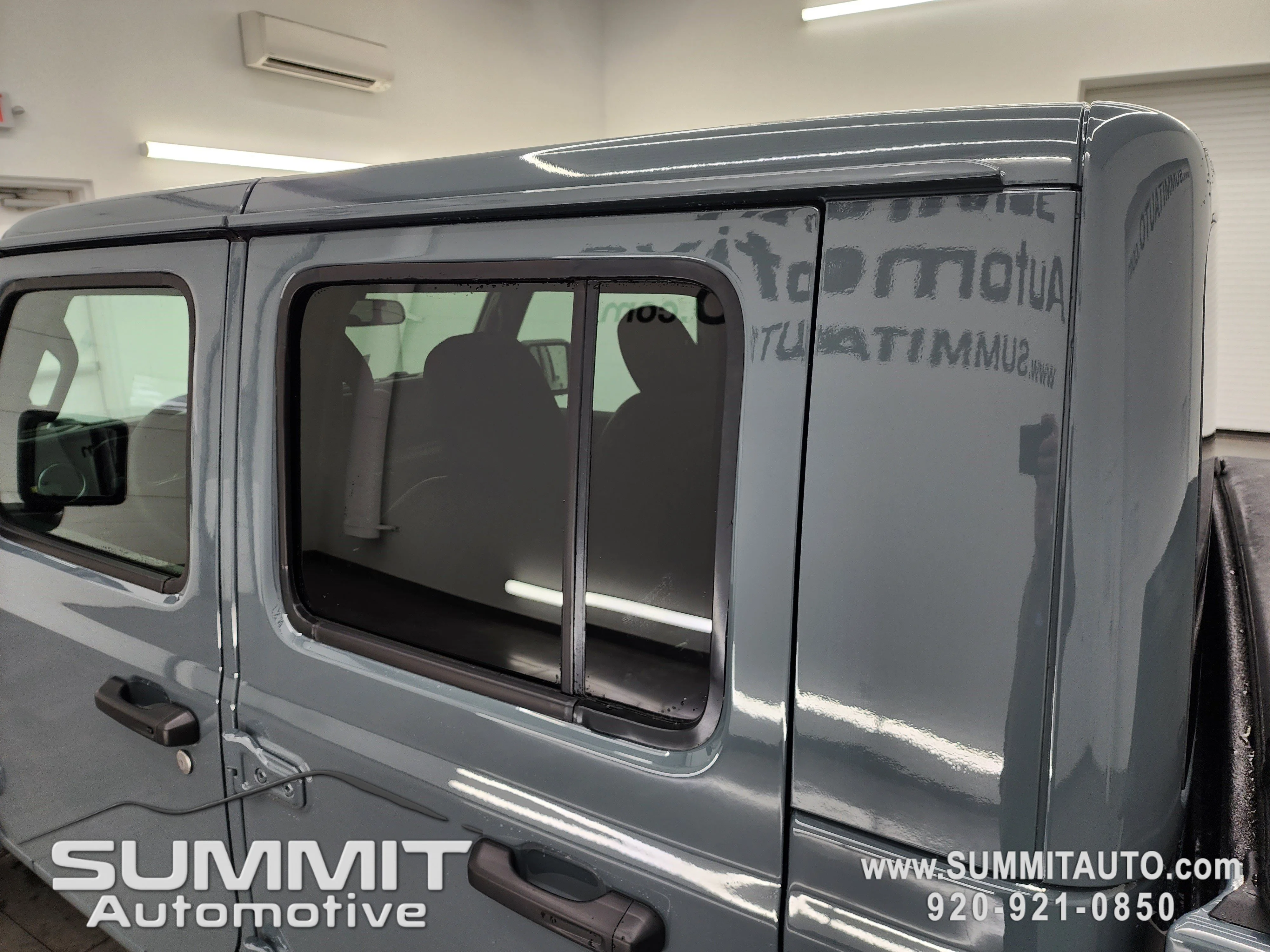 New 2026 Anvil Clear-Coat Exterior Paint Jeep Sahara image 31