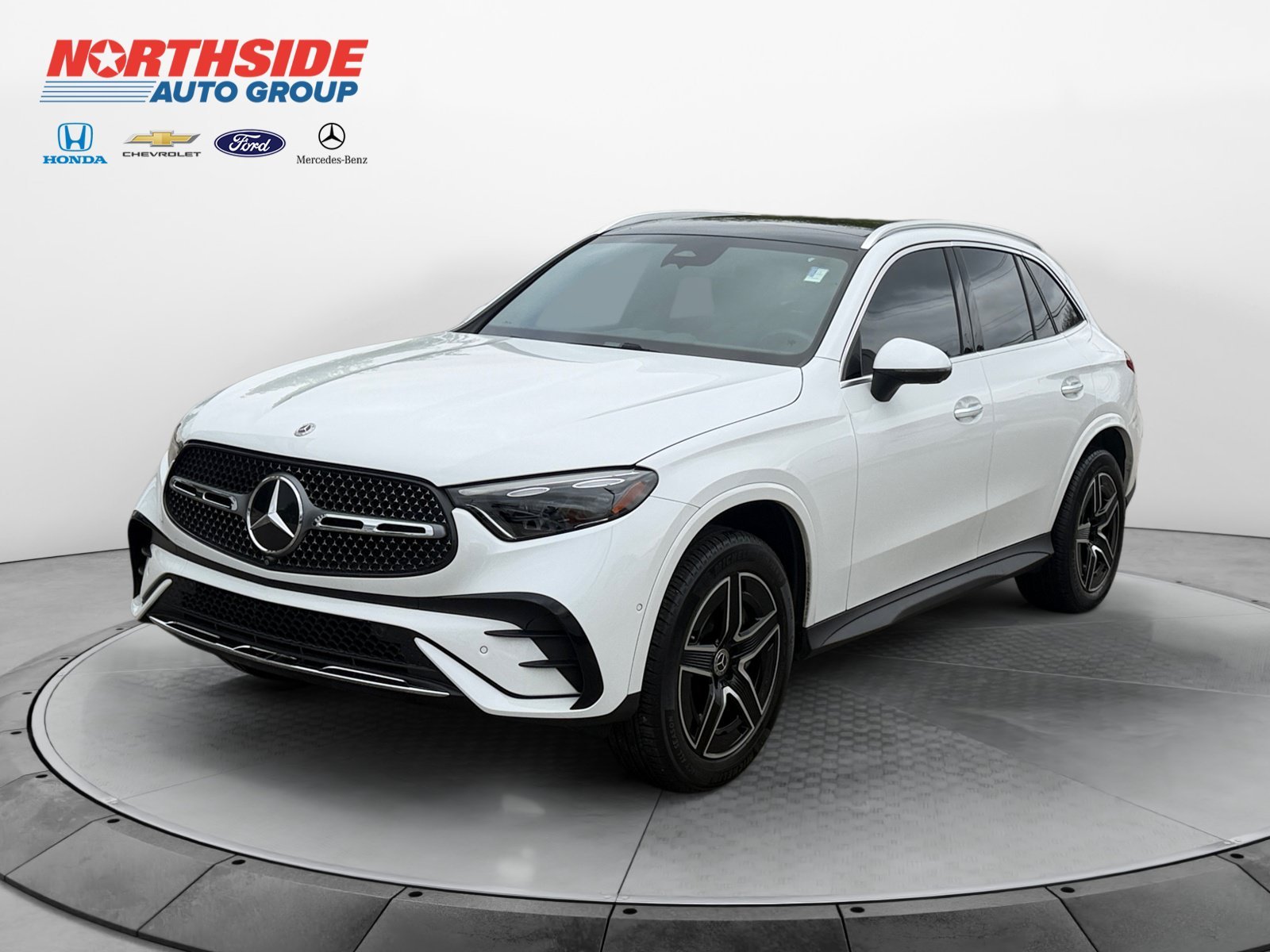 Certified Used 2026 Manufaktur Moon Mercedes-Benz GLC 300 image 3