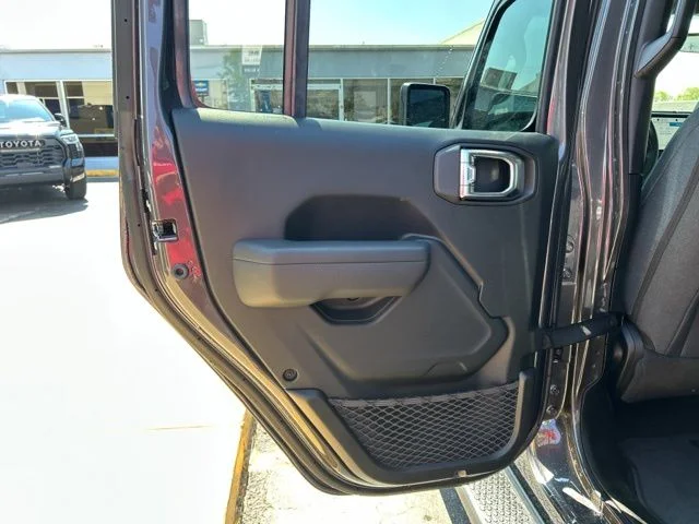 Used 2026 Beige Jeep Sport image 16