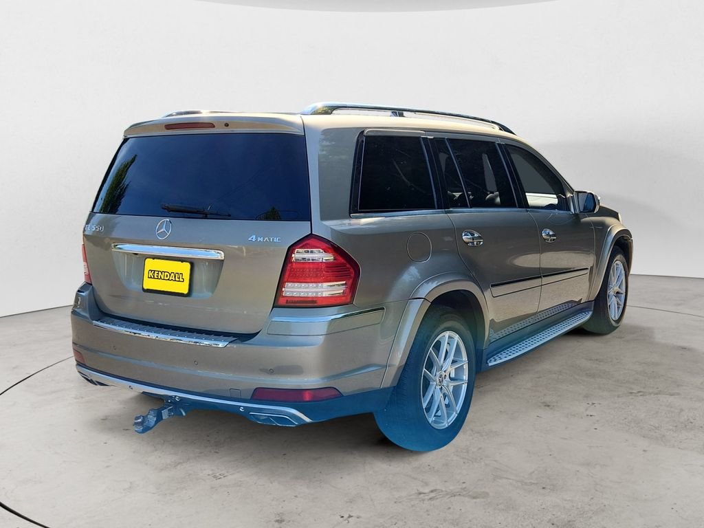 Used 2010 Beige Mercedes-Benz GL 550 image 5