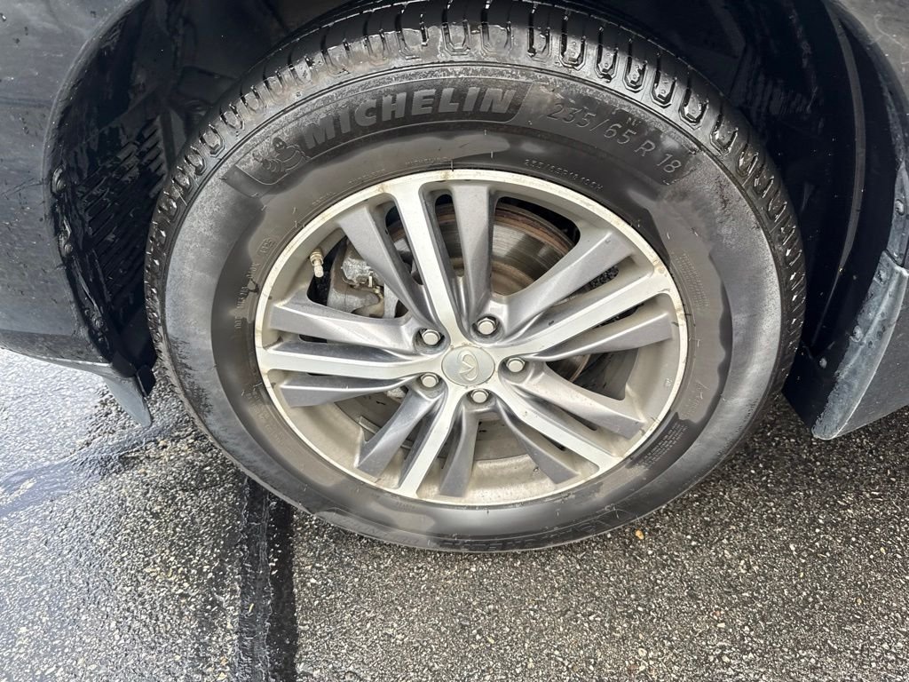 Used 2018 Black Obsidian INFINITI Base image 12