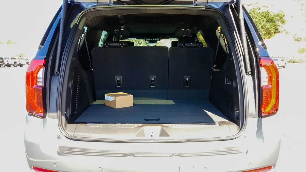 2026 GMC Yukon XL Denali - Photo 9