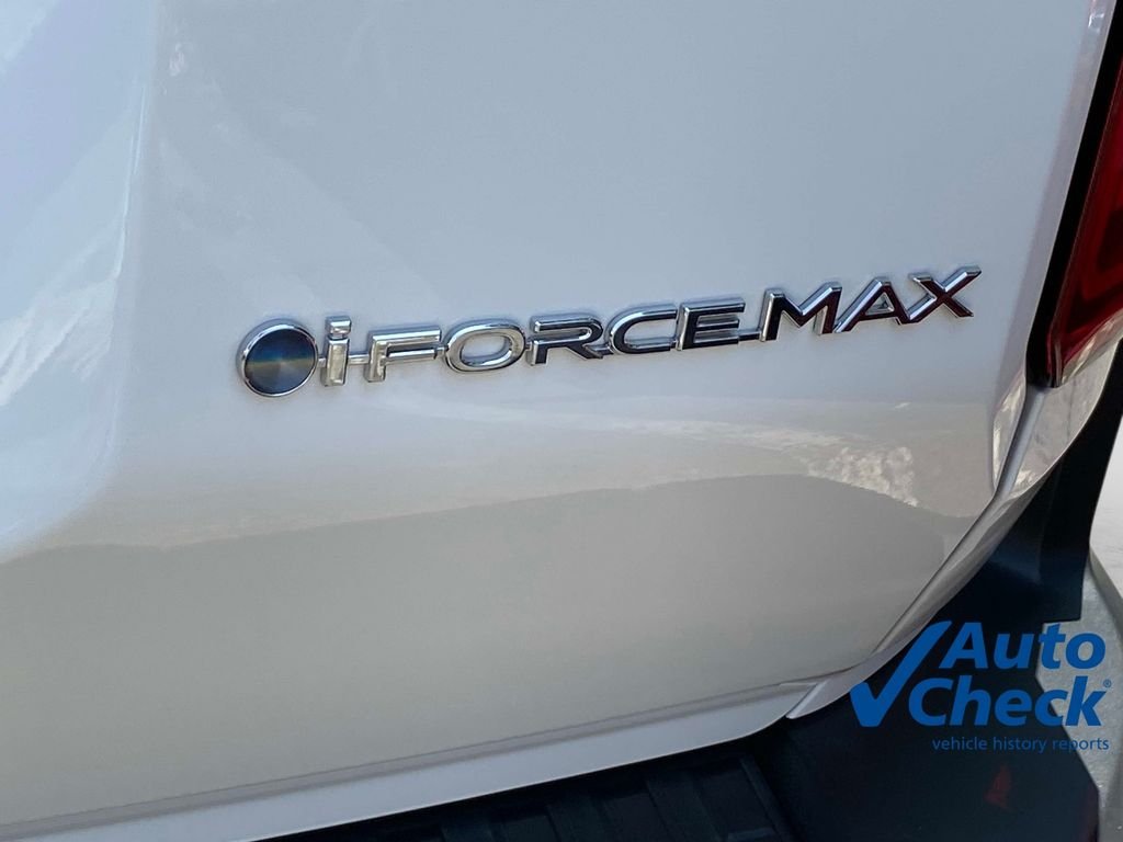 Used 2025 White Toyota 1958 image 5