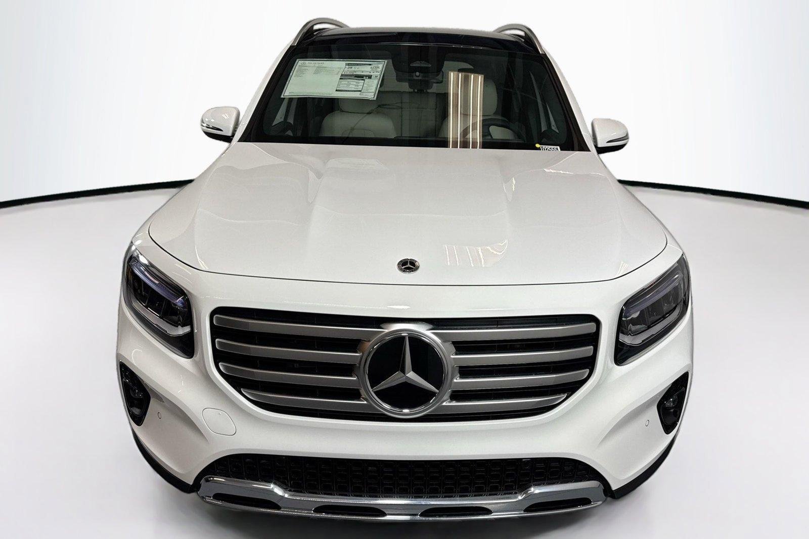New 2026 Night Black Mercedes-Benz GLB 250 image 2
