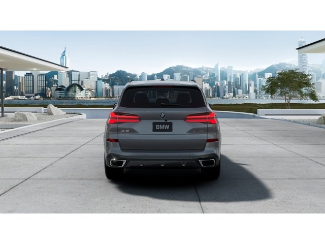 New 2026 Skyscraper Grey Metallic BMW xDrive50e image 5