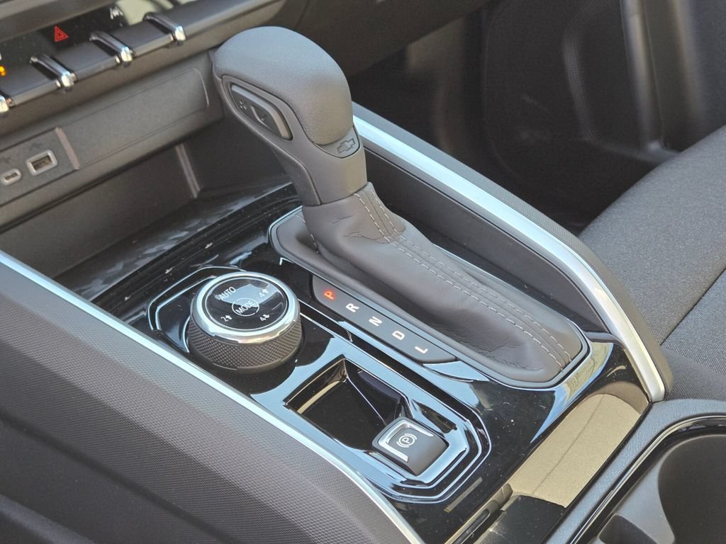 2026 Chevrolet Colorado Trail Boss - Photo 13